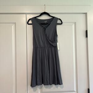 NWT Francescas Alya‎ Women's Mini Sleeveless Dress Grey Casual Size L